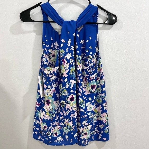 NWT Collective Concepts Edaline twisted back blue floral top size medium - Picture 3 of 6